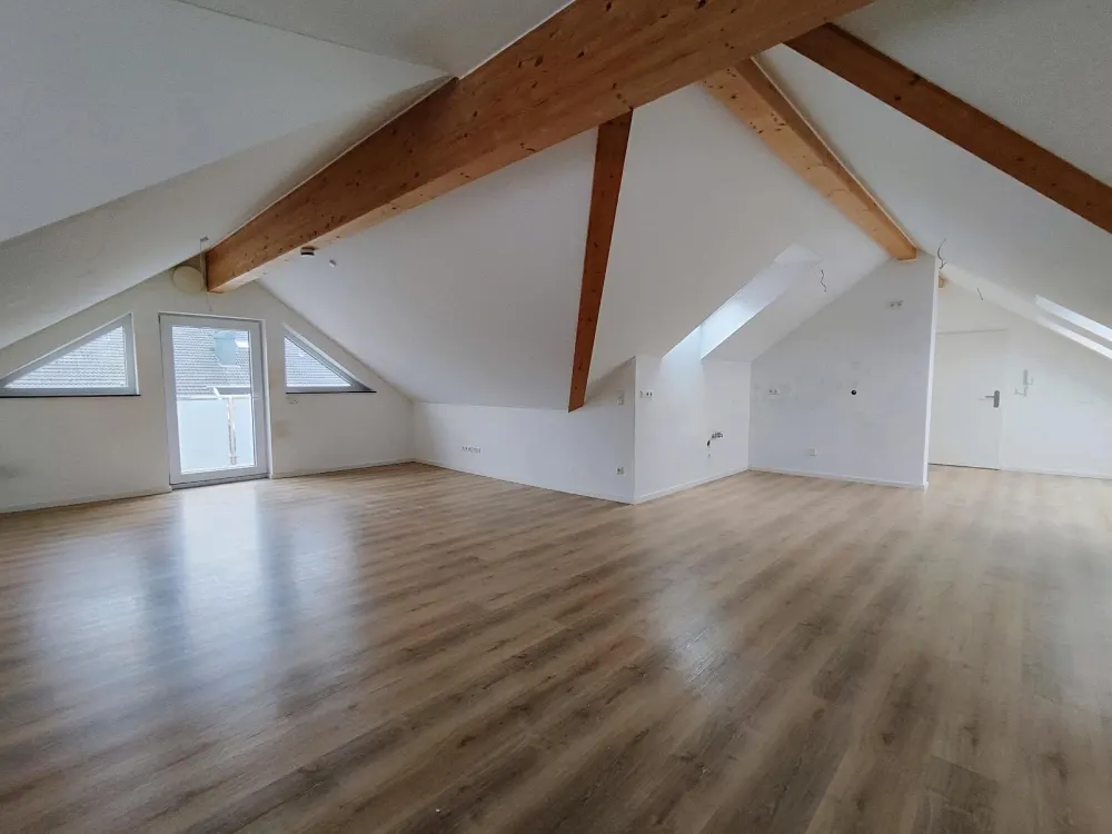 2-Room Attic Apartment with Balcony near Memmingen