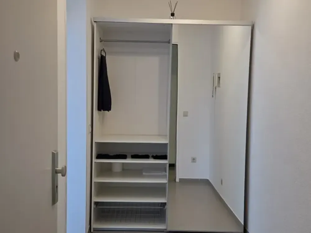 Home with One Room in Untertürkheim