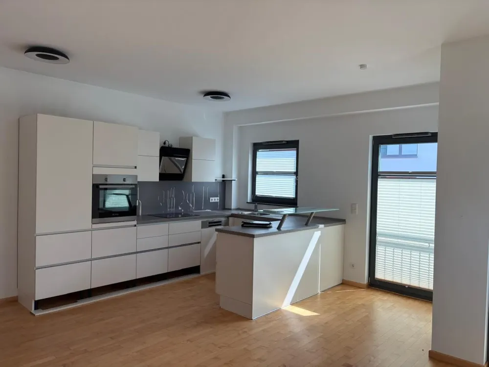 High-quality 3-room apartment in Rostock train station district