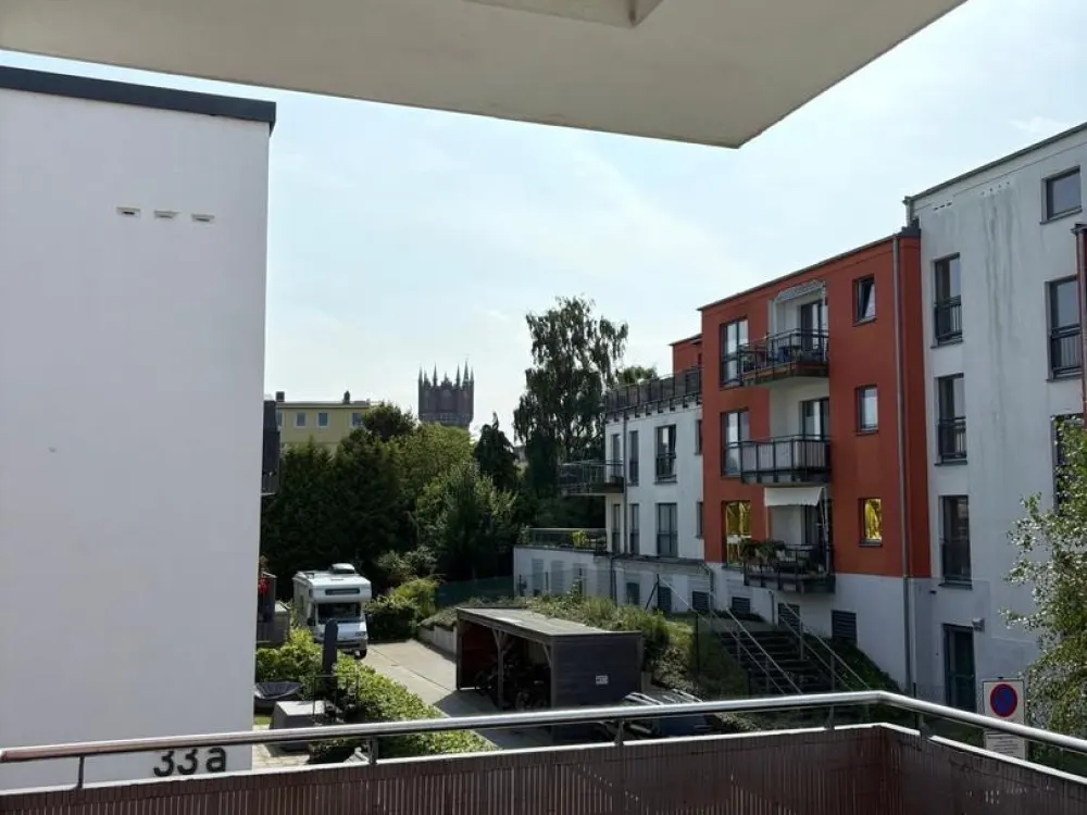 High-quality 3-room apartment in Rostock train station district