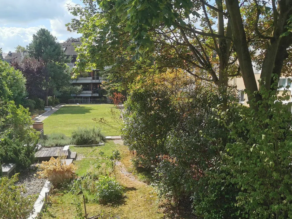 Wonderful 3-Room Apartment - Beautiful Terrace - Elegant Built-in Kitchen - Underground Parking Space