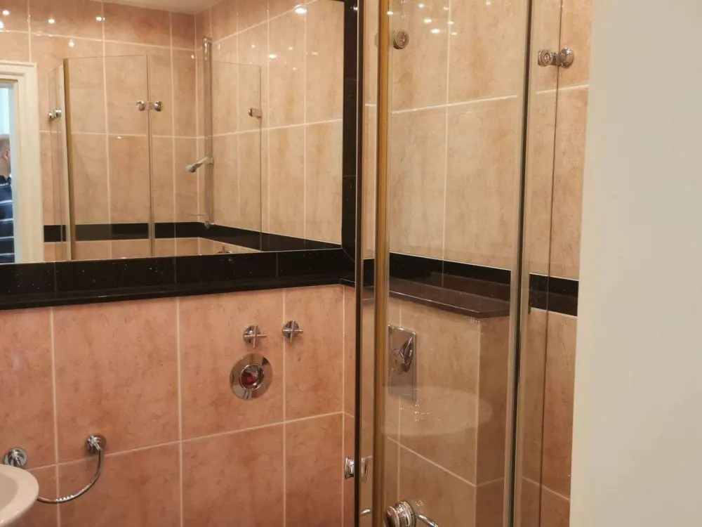 Wonderful 3-Room Apartment - Beautiful Terrace - Elegant Built-in Kitchen - Underground Parking Space