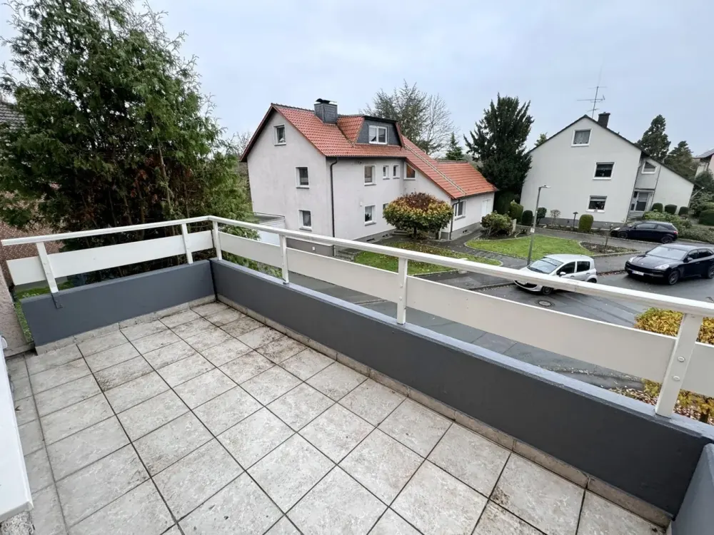 Modernised 2-room ground floor apartment (59m²) with balcony in Dortmund-Brechten