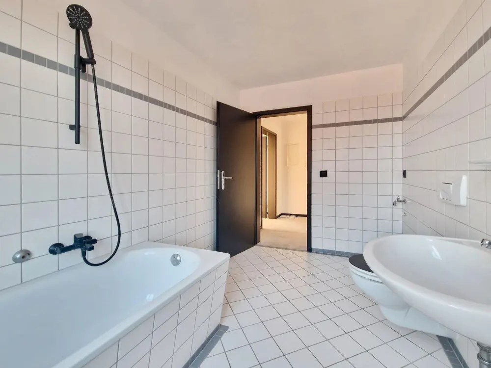 Popular Location! We are Renovating a 1-Room Apartment in DD-Pieschen!