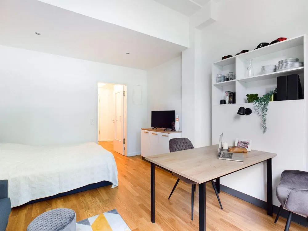 Your Summer in Hamburg: Modern All-Inclusive Apartment: Fully Furnished | Large Bude