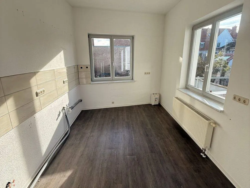 Geräumige 4-Zimmer-Wohnung mit Terrasse in Erfurt-Marbach