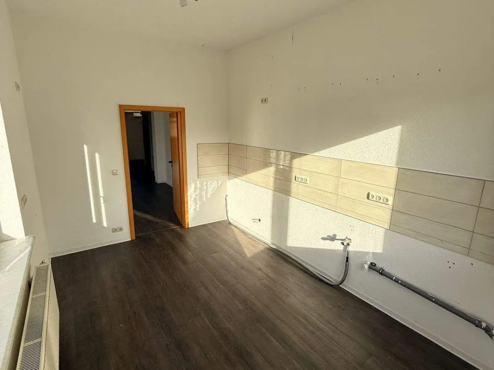 Geräumige 4-Zimmer-Wohnung mit Terrasse in Erfurt-Marbach