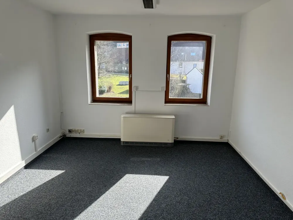 Noch 3 WG-Zimmer in gepflegtem Haus in Altenbeken, nahe Paderborn