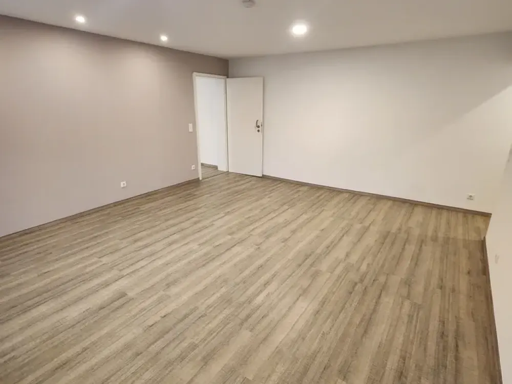 Large 4-Room Shared Apartment with Cellar, Leipziger Str. 495, 118.50 m²
