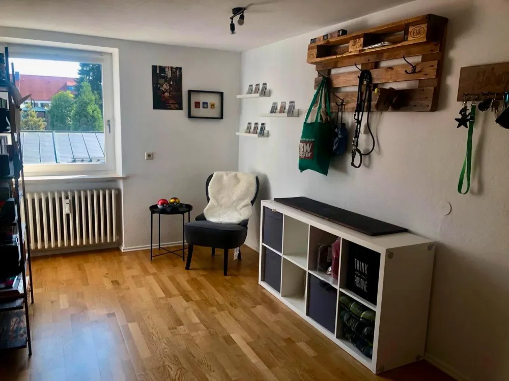 Bright and Beautiful 3.5-Room Apartment in Prime Location