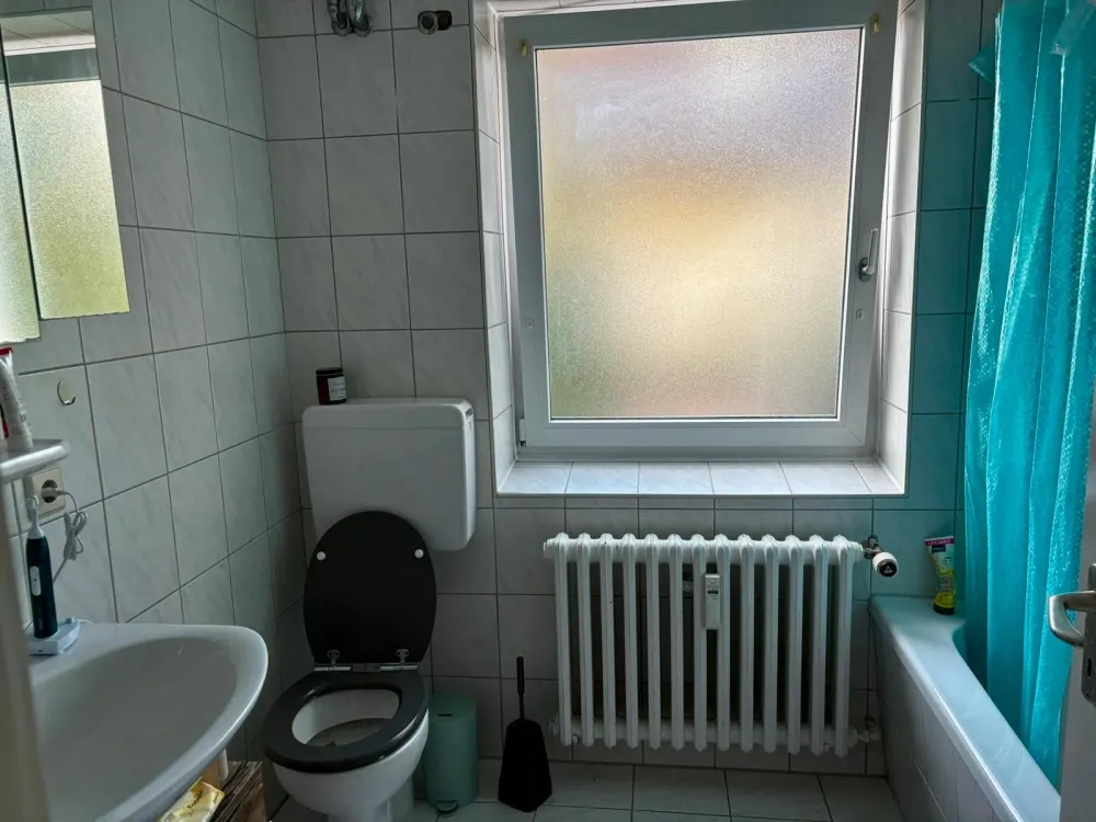 Bright and Beautiful 3.5-Room Apartment in Prime Location