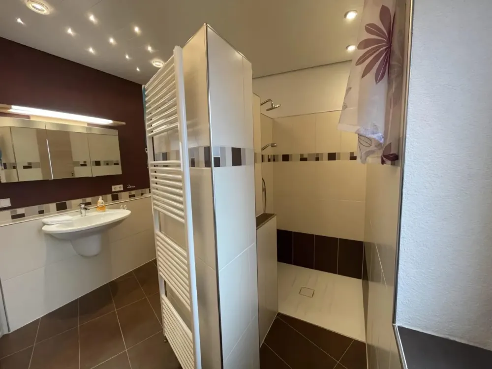 Exclusive 3.5 Room Apartment - 130sqm - Looking for a New Tenant