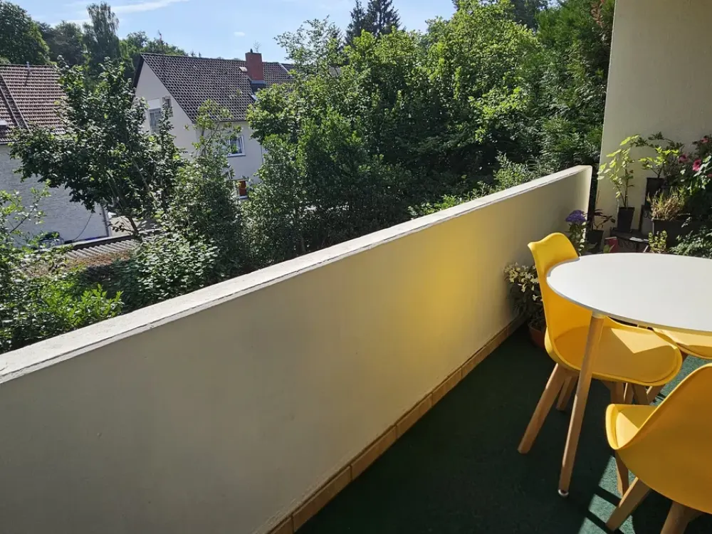 Bright and Spacious 4-Room Apartment in Saarbrücken, Fantastic Location in Sankt Arnual