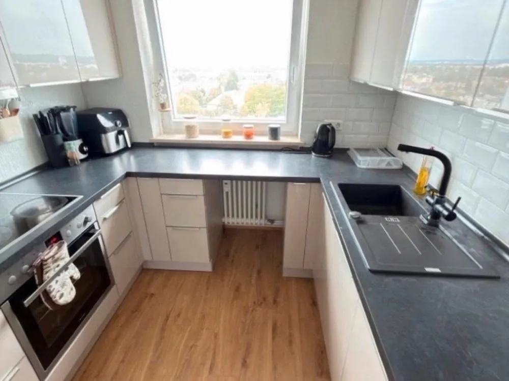 Helle 2-Zimmer-Wohnung mit Balkon und Aufzug