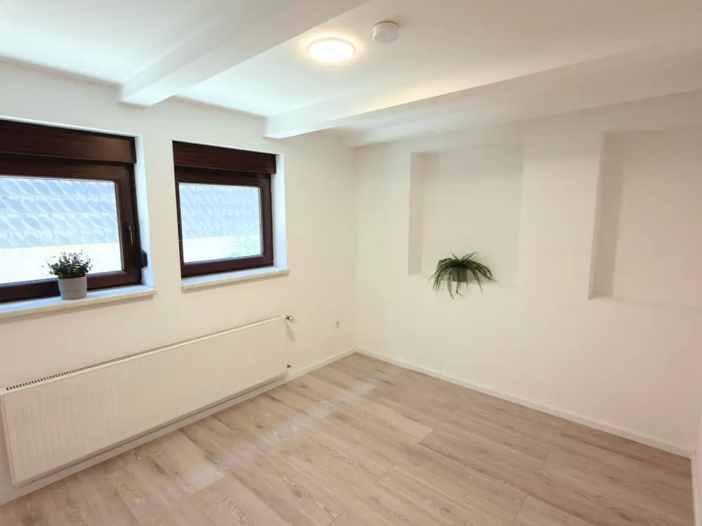 Living with Character: 2-Room Ground Floor Apartment in Schwerte