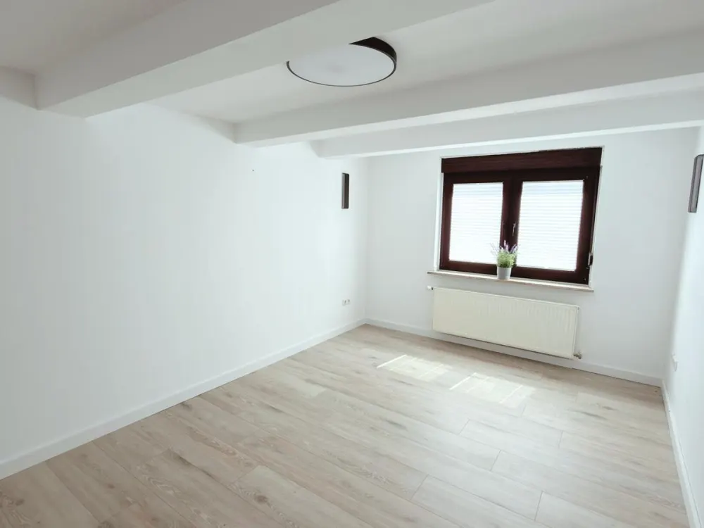 Living with Character: 2-Room Ground Floor Apartment in Schwerte