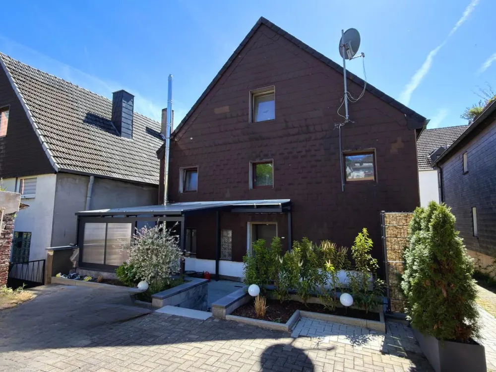 Living with Character: 2-Room Ground Floor Apartment in Schwerte