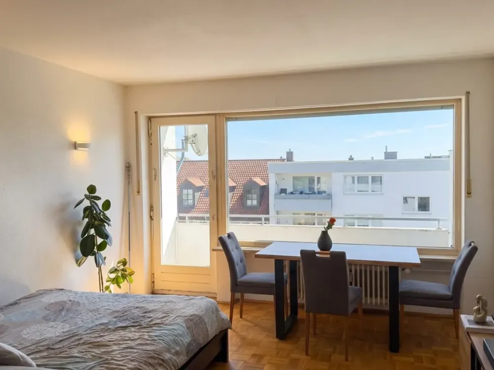 Zuhause mit Balkon und Einbauküche gegen (Ablöse 450€) in Starnberg