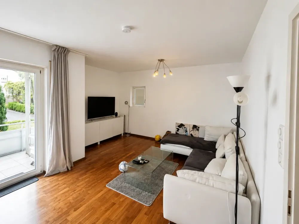 2-Room Apartment with Balcony in Stuttgart West