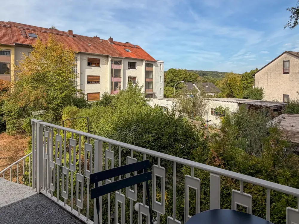 Stylish Fully Furnished 2-Room Apartment with Winter Garden and Balcony