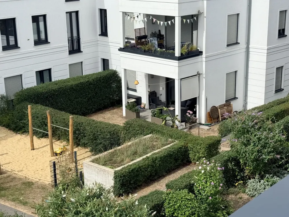 Dichterviertel: Living with a View of the Mining Tower