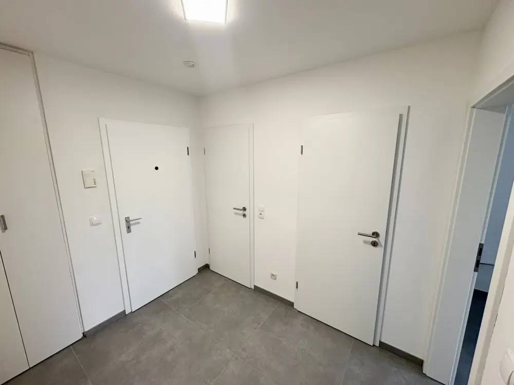 4-Room Apartment with Loggia in Röthenbach an der Pegnitz