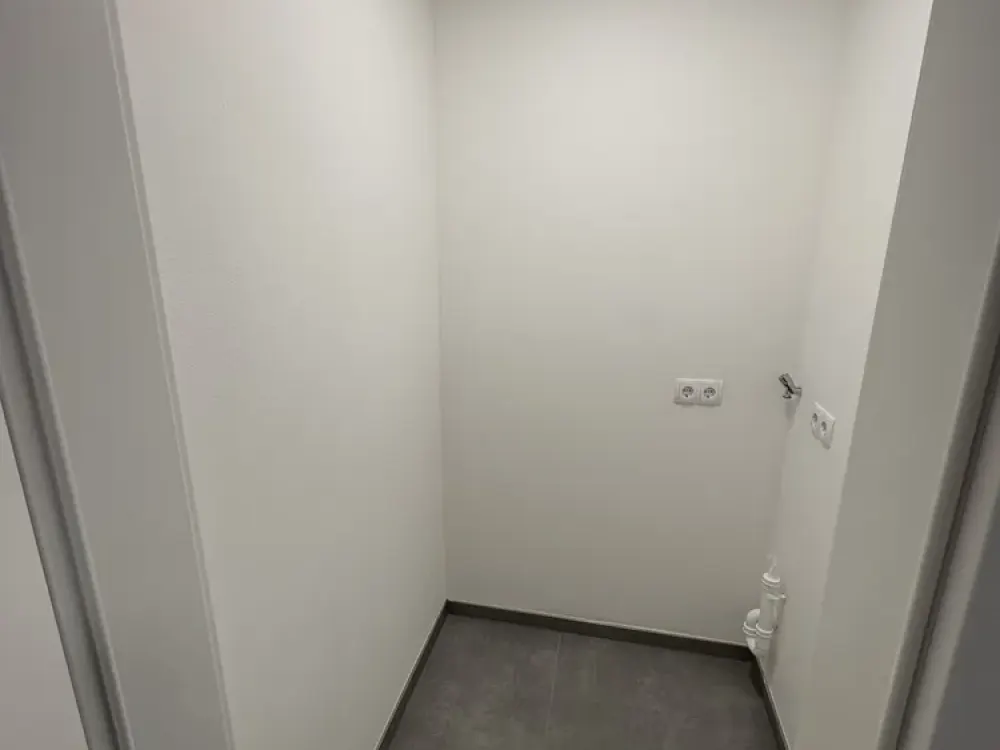 4-Room Apartment with Loggia in Röthenbach an der Pegnitz