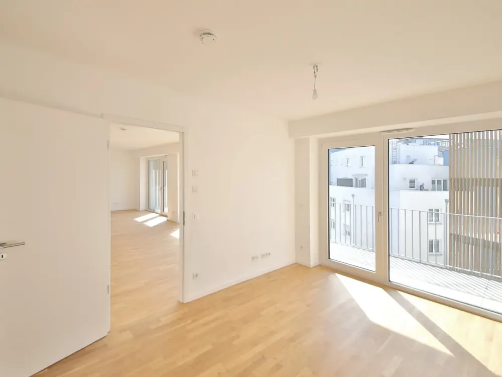 New Construction First Occupancy: 2-Room Apartment with Sunny Balcony