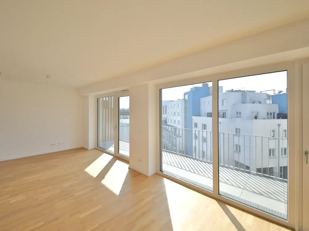 New Construction First Occupancy: 2-Room Apartment with Sunny Balcony