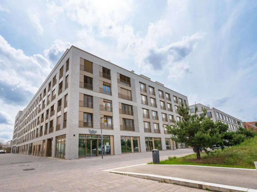 Top-modern and Fully Furnished Studio Apartment