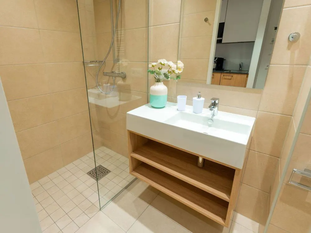 Top-modern and Fully Furnished Studio Apartment