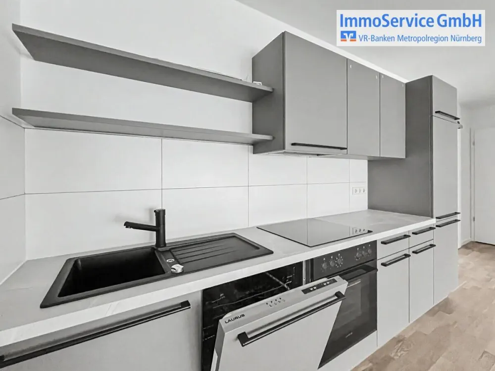 First occupancy of the modern 2-room apartment with balcony, fitted kitchen and underfloor heating in Nürnberg-Nordost