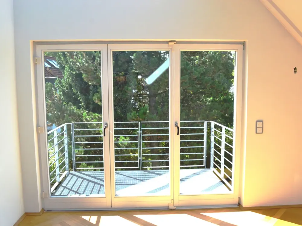 Luxurious Designer 3.5-Room Apartment in München-Obermenzing - Commission-Free from the Landlord