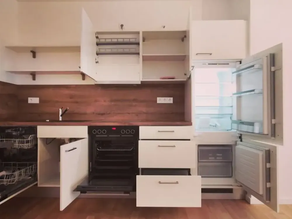 Neuwertige mit EBK und Garten: stilvolle 2-Zimmer-EG. Westbahnhof 2 Minute zu Fuß