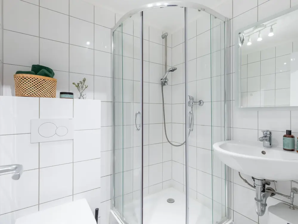 Near the Alster, Smart & Stylish Living in Winterhude