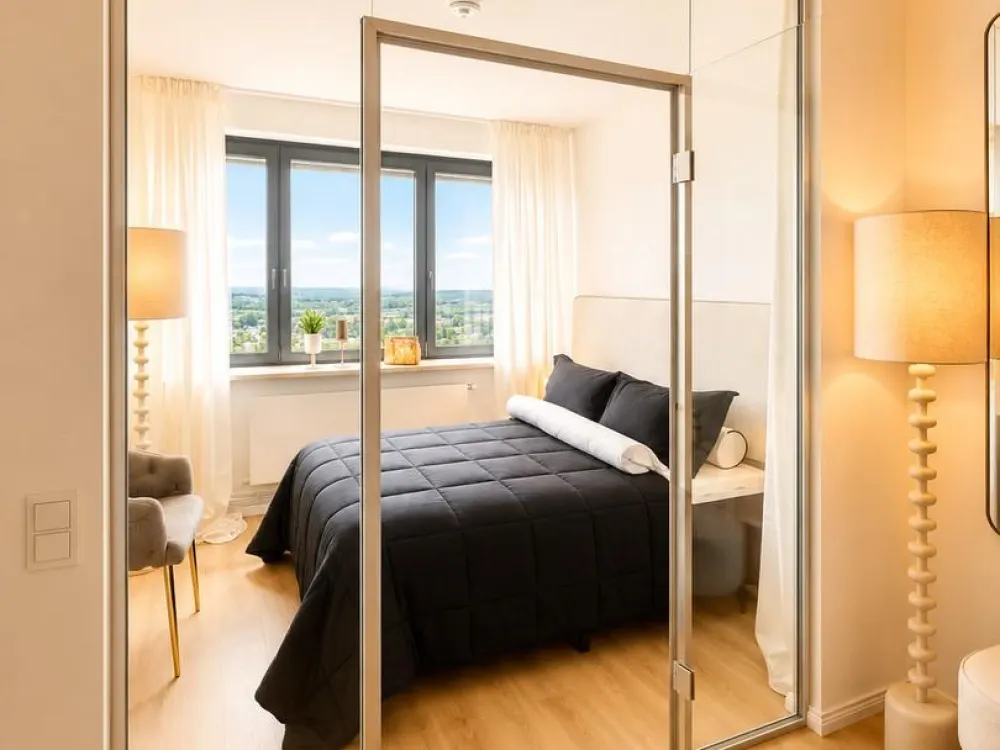 Fully furnished high-rise residence, 29th floor, panoramic views over Hamburg