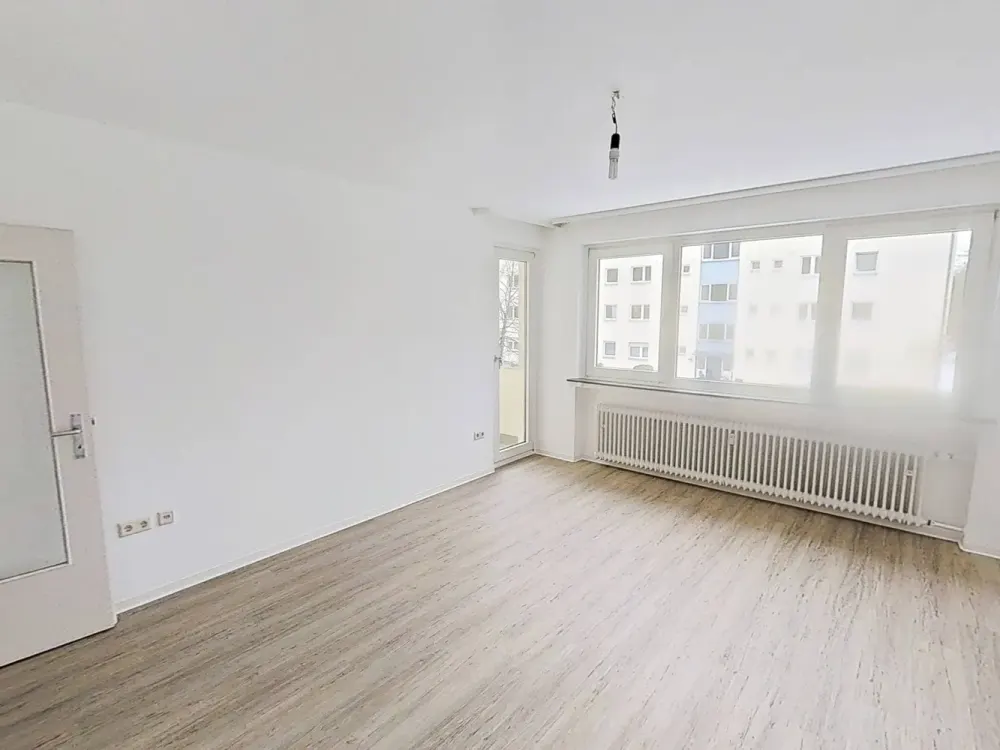 **1 KALTMIETERLASS ALS EINZUGSGESCHENK**Gemütliche 3-Zimmer-Wohnung mit BALKON und TAGESLICHTBAD