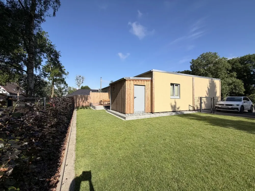 4-Room Apartment in Lieblingshof - Semi-Detached House