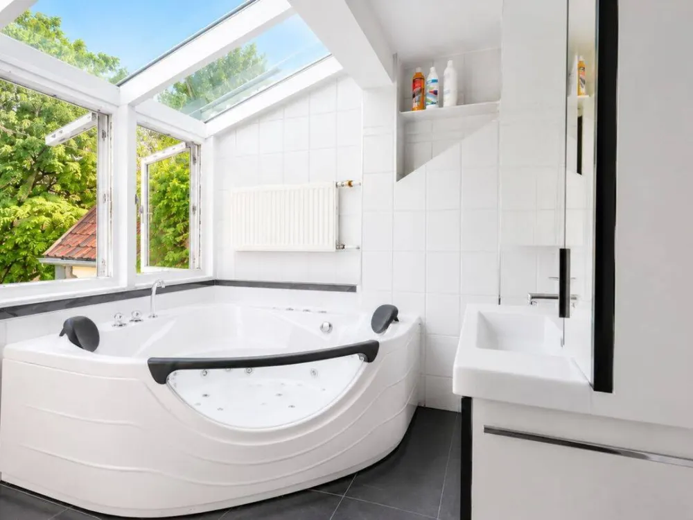Luxurious Rental Apartment in Hannover - Best Location for Highest Living Comfort