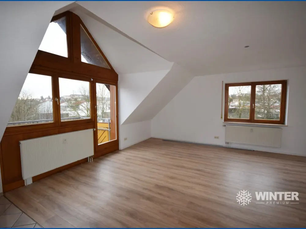 Dachgeschosswohnung mit Südost-Balkon in ruhiger Lage