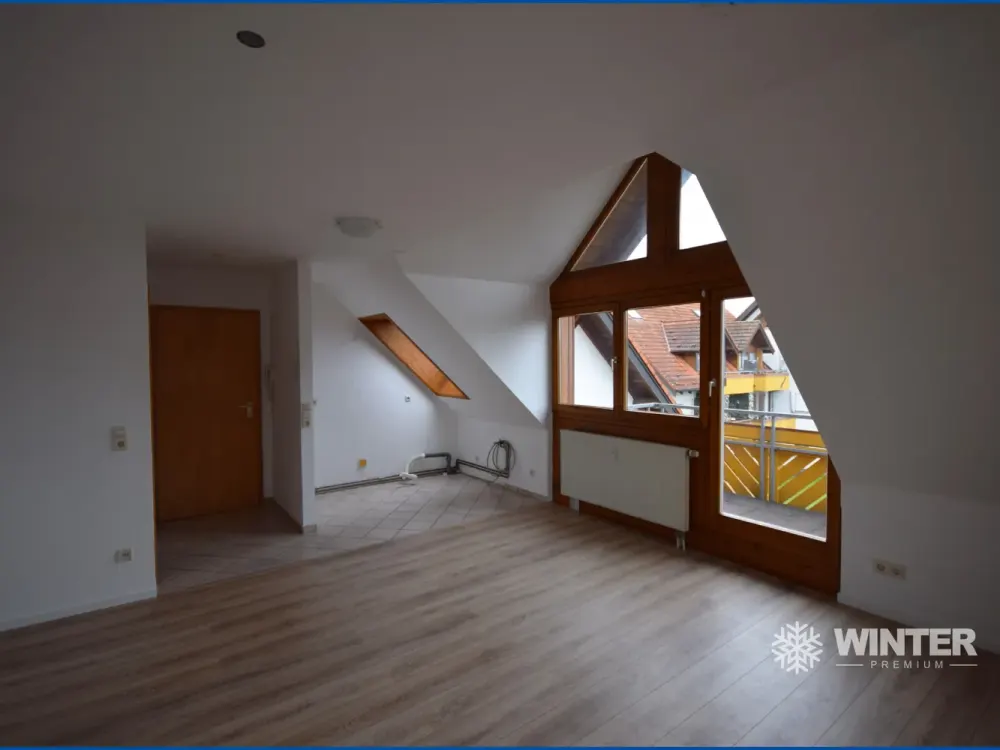 Dachgeschosswohnung mit Südost-Balkon in ruhiger Lage
