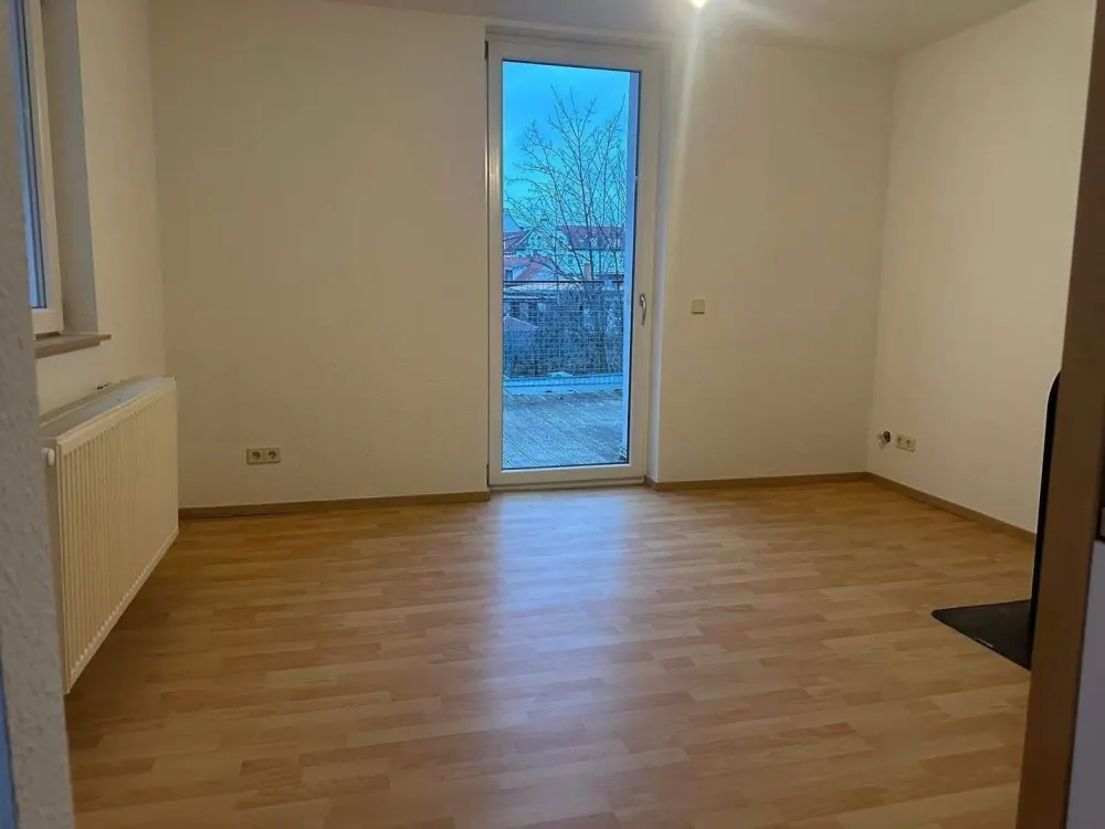 Cute 1-room apartment with large terrace, wood stove and fitted kitchen