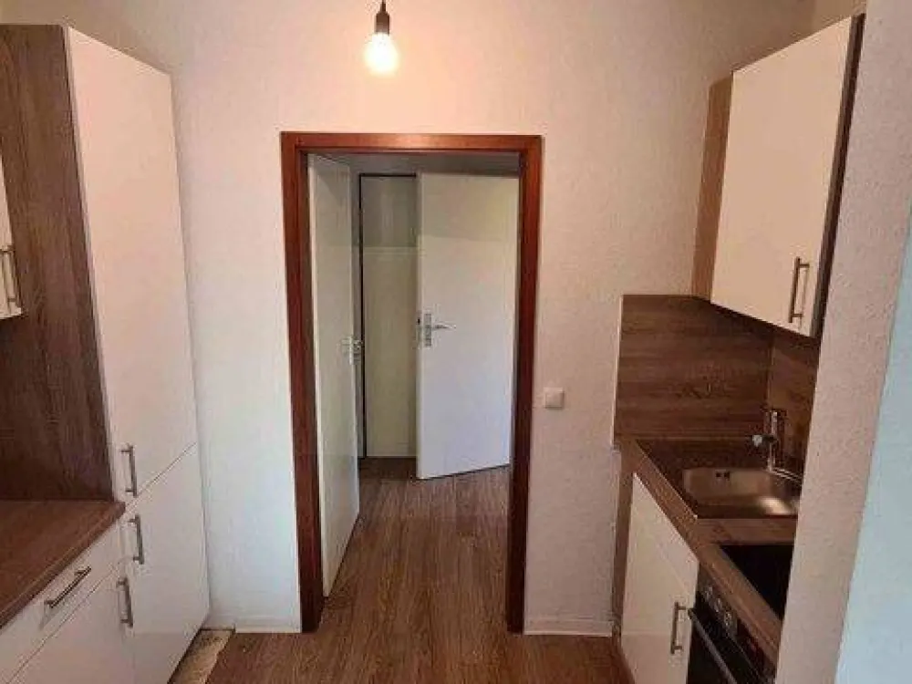 Space Wonder with Fitted Kitchen!