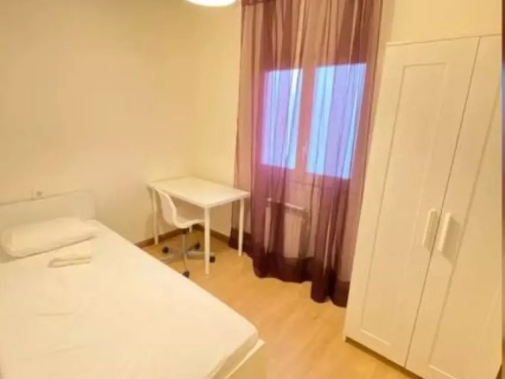 2bedrooms room shared apartment rent modern apartment Paderborn