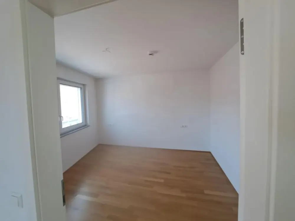 modern 3-room apartment in Königsbach-Stein