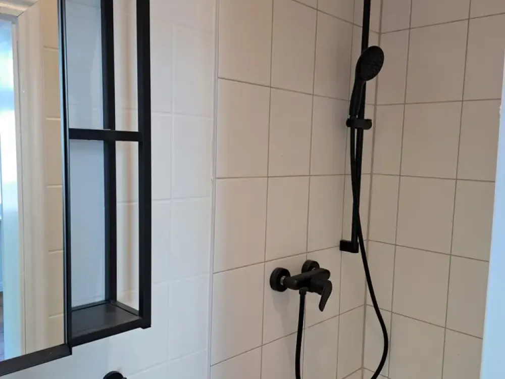 Bright Micro Apartment in a Historic Building Near the Old Town