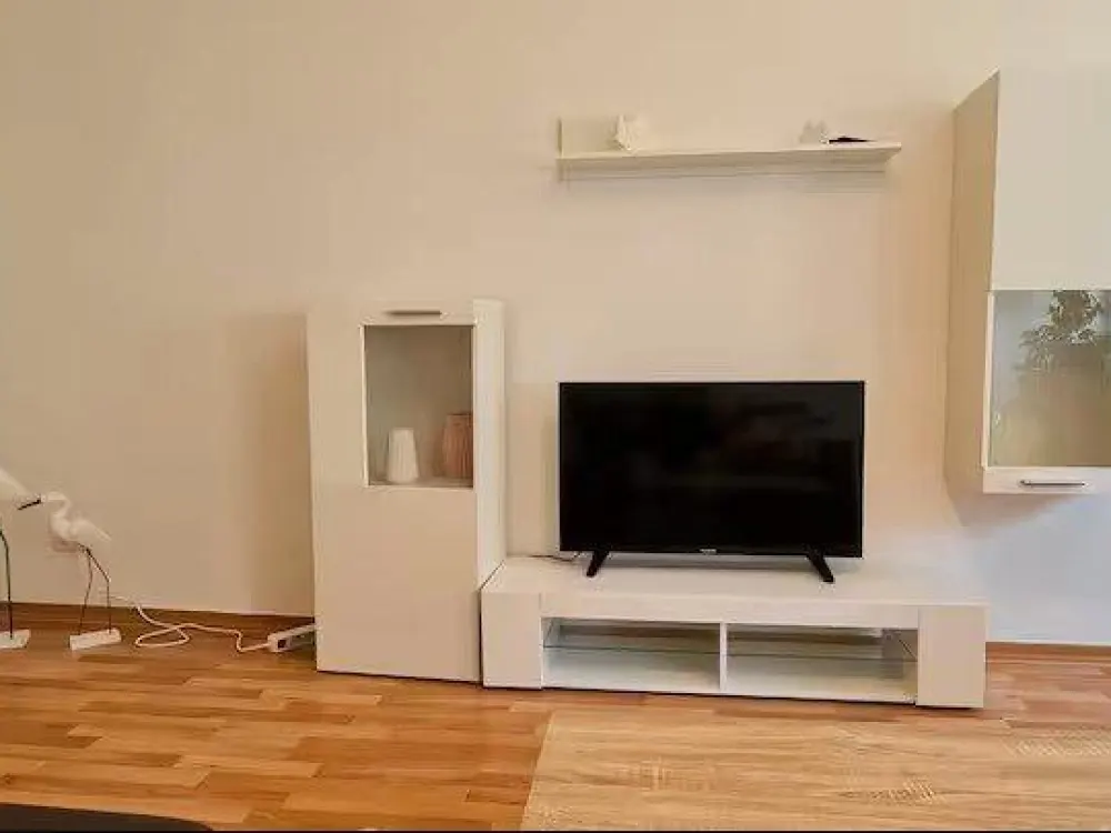 Furnished Apartment in Leipzig, Quiet Location, Centrally Connected