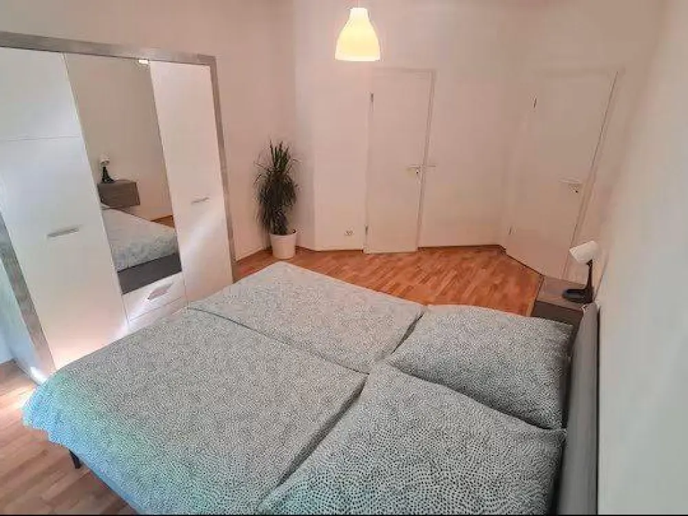 Furnished Apartment in Leipzig, Quiet Location, Centrally Connected
