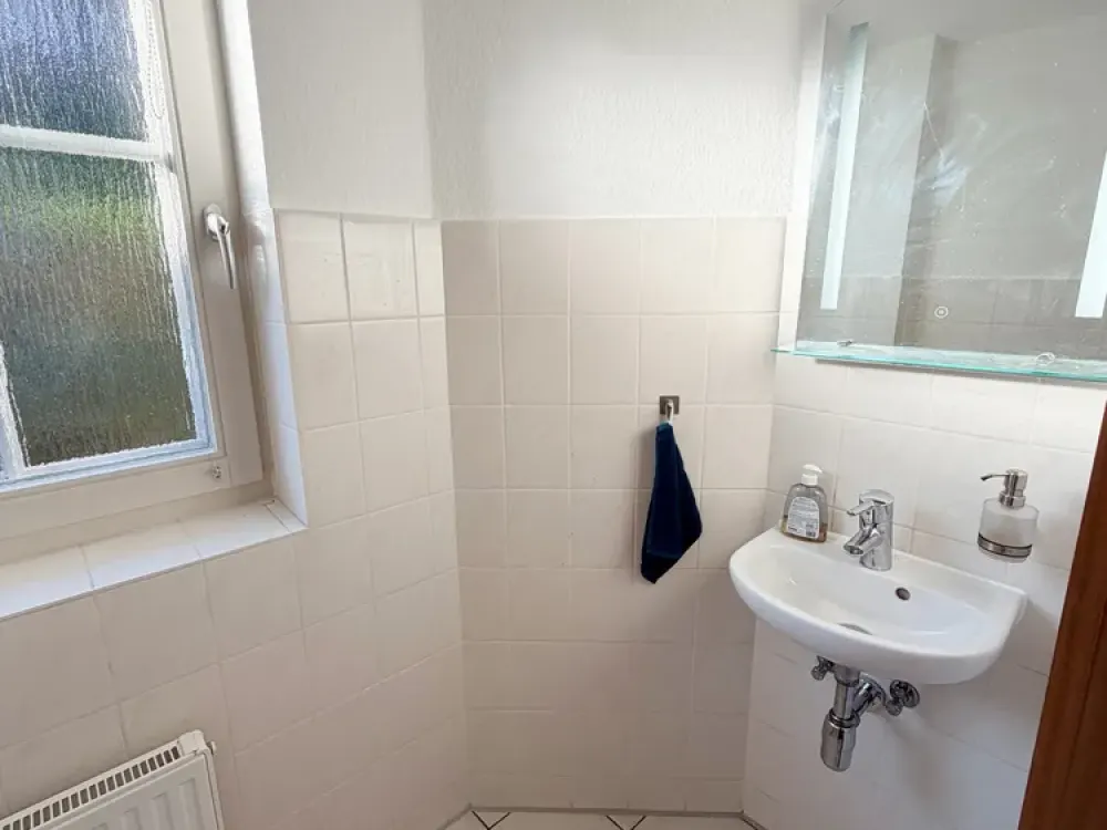 Top-maintained Semi-detached House with Garden