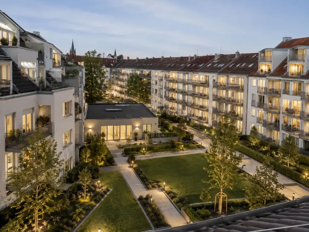 Bereits vermietet:KACity 2Zi DG-Wohn Am Entenfang zentral ruhig Tram kernsaniert teilmöbl. 360°Blick